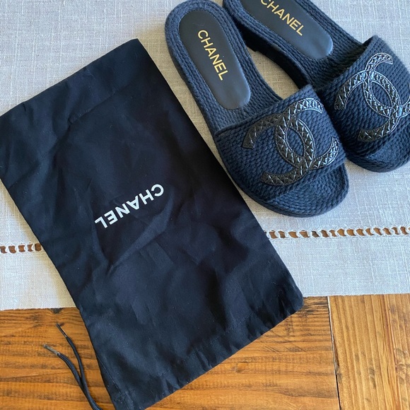 Chanel Rope Slides Authentic - Picture 3 of 8